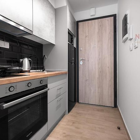V1 Boutique Rooms, Nilie Hospitality Mgmt テッサロニキ エクステリア 写真