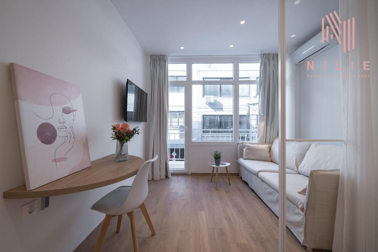 V1 Boutique Rooms, Nilie Hospitality Mgmt テッサロニキ エクステリア 写真