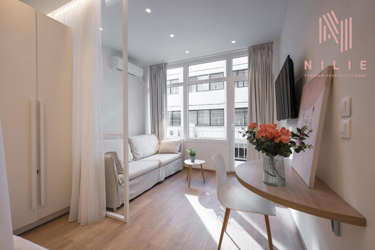 V1 Boutique Rooms, Nilie Hospitality Mgmt テッサロニキ エクステリア 写真