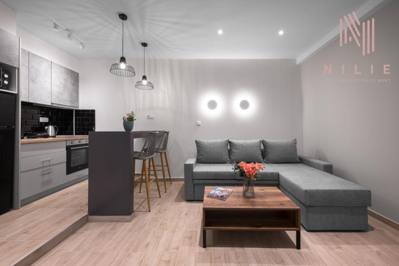 V1 Boutique Rooms, Nilie Hospitality Mgmt テッサロニキ エクステリア 写真
